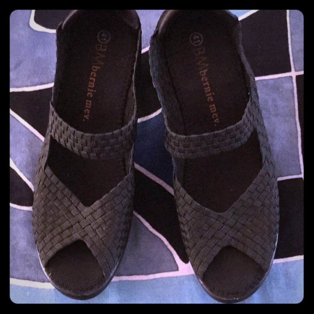 BM - bernie mev. Clyde heel